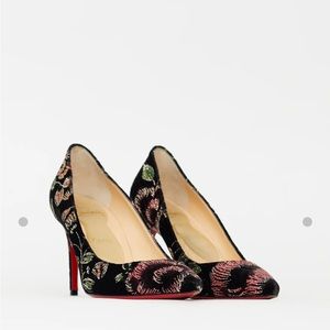 COPY - Christian Louboutin KATE 85
Floral Embroidered Velvet
Heels Pumps Shoes